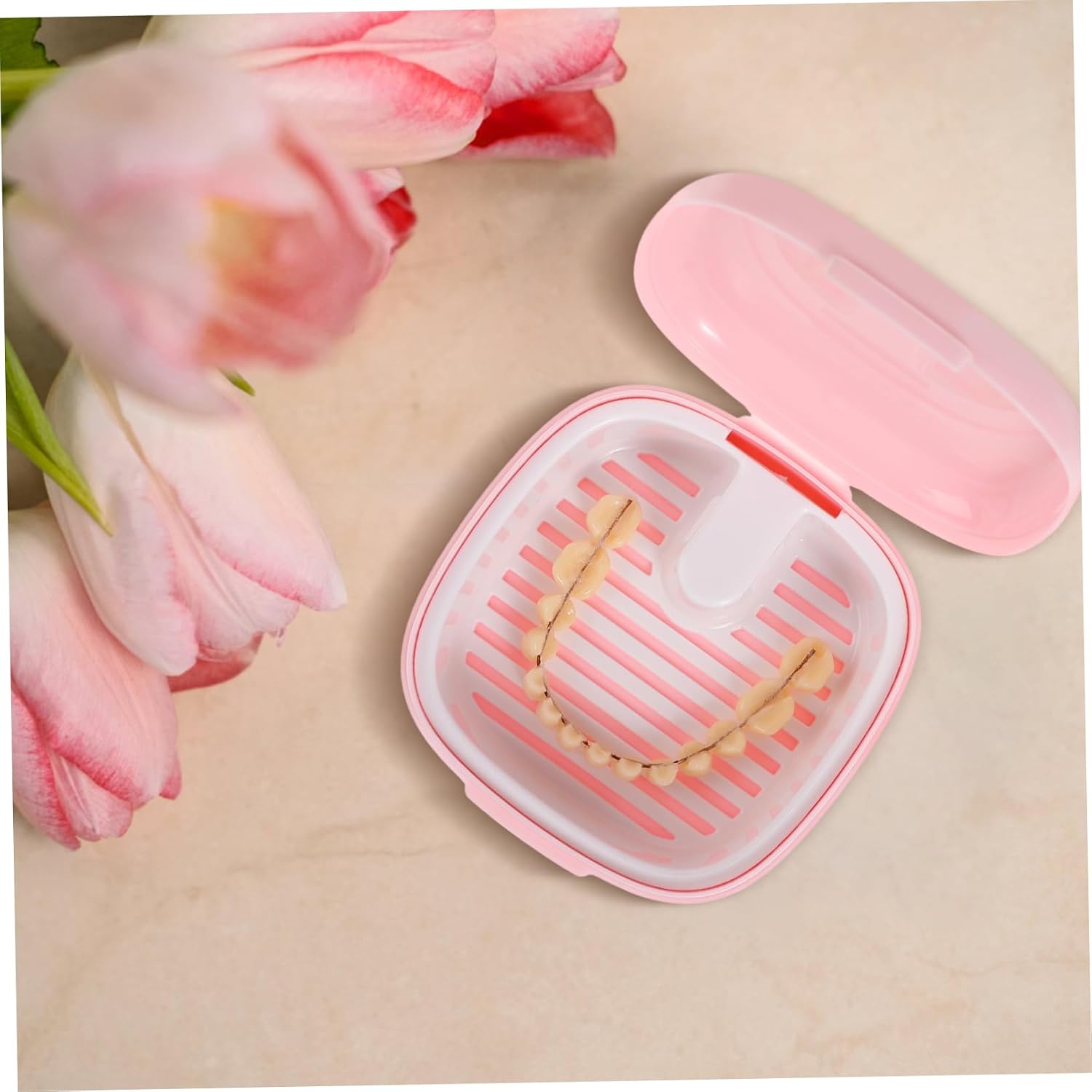 KOMBIUDA Retainer Case Denture Storage Box Drainer Basket Compact Travel Storage for Full Dentures