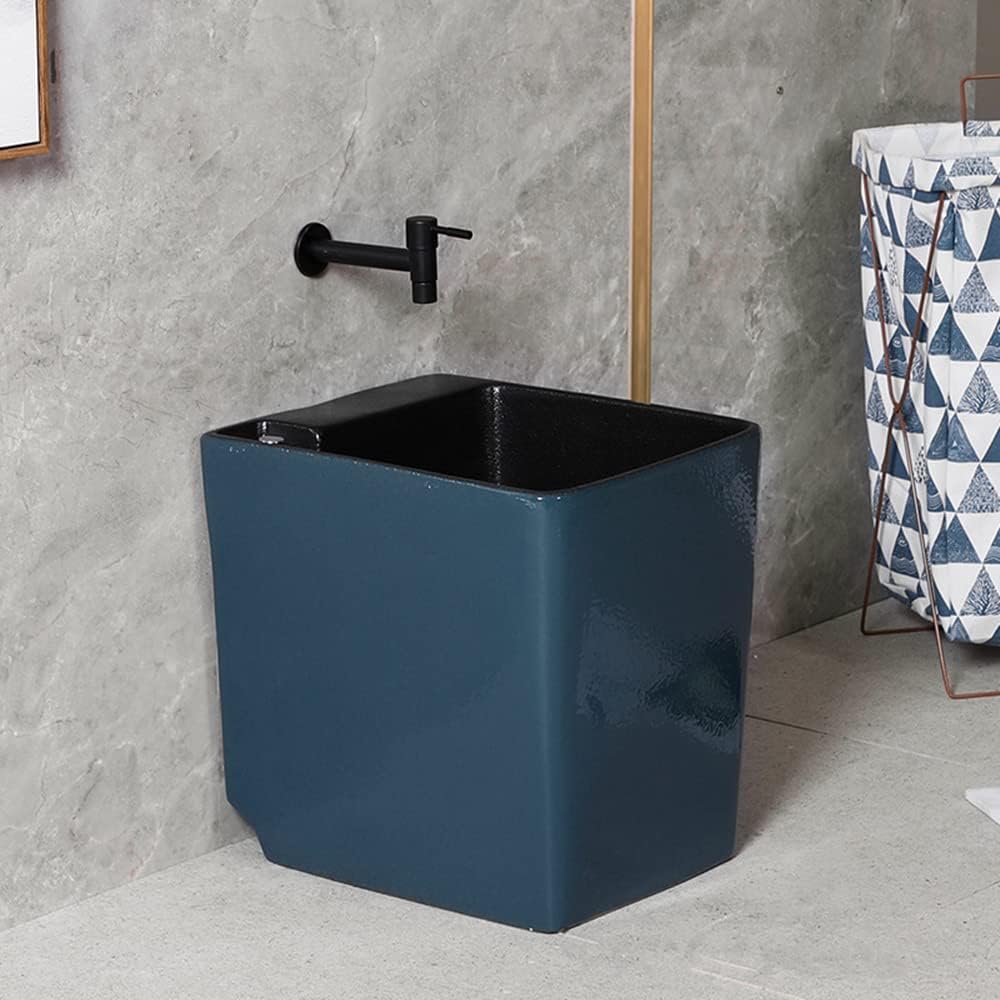 Wall Mount Stainless Steel Bathroom Sink Faucet Cold Water Faucets, Quick Open und Close Mop Pond Garden Outdoor Tap, Matte Black