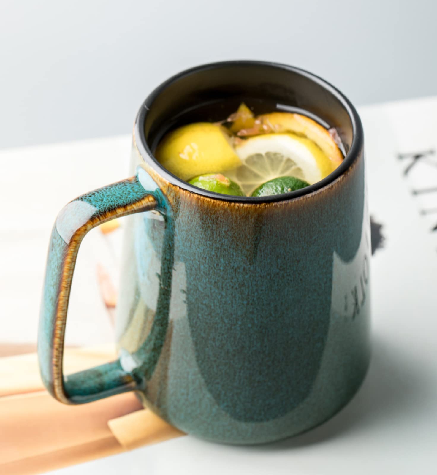 Tazza da caffè in ceramica Cielo stellato verde con cucchiaio e coperchio Tazza da tè Tazza da caffè in ceramica fatta a mano Tazza regalo per ufficio e casa