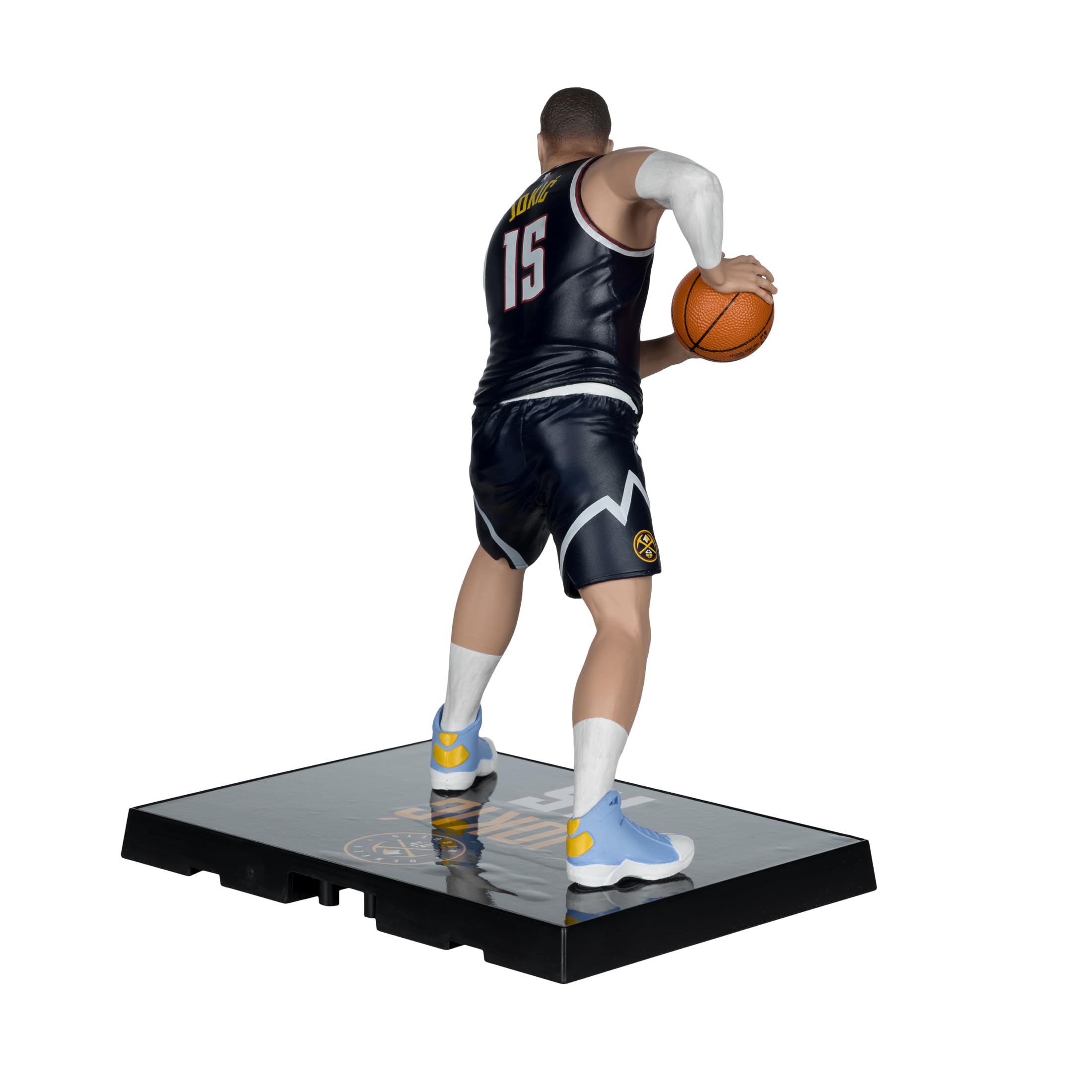 マクファーレン　NBAバックボードフィギュア Amazon.co.jp: マクファーレンNBAポーズフィギュア像ニコラジョッキ