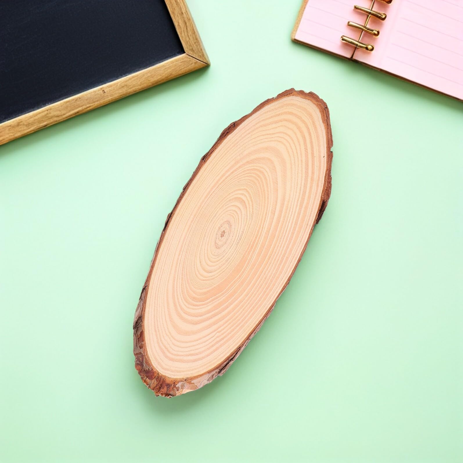 Hohopeti 4 Ovale Holzscheiben zum Basteln aus Unbehandeltem Holz mit Abgeschrägten Kanten für Kreative Projekte und Rustikale Tischdekoration im Atelier