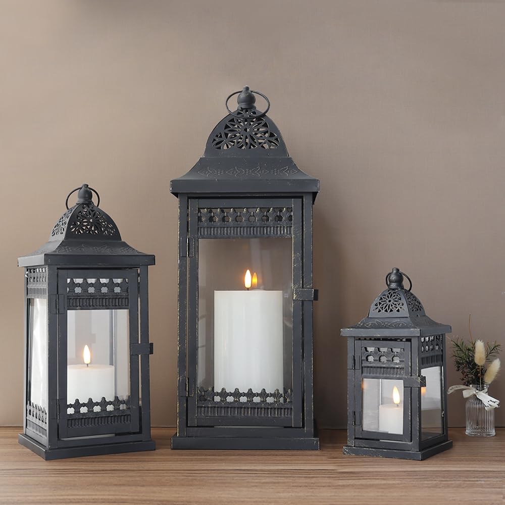 JHY DESIGN Świeczniki, zestaw 3 dekoracyjnych lampionów na świece, wysokość 51, 37 i 24 cm, styl vintage, wiszący lampion, metalowy świecznik, na imprezy wewnętrzne, imprezy i wesela (czarne, ze złotą