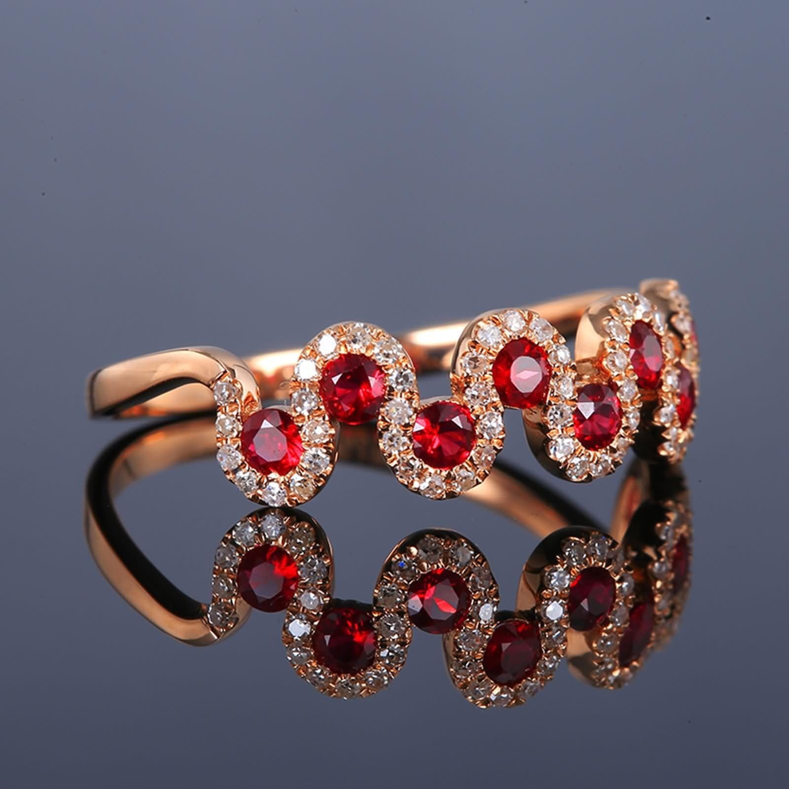 Anillo Alianza de Oro Rosa 9 Kilates / 14 Kilates / 18 Kilates Mujer, Redondo con Rubí Creado de 0.55ct y Moissanita, Anillos Matrimonio Mujer Oro Rosa