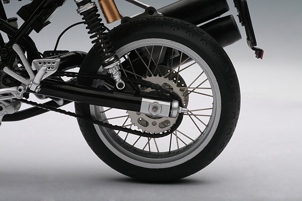 DUCATI SPORT 1000 - RED Diecast Model Motorcycle in 1:12 Scale by
