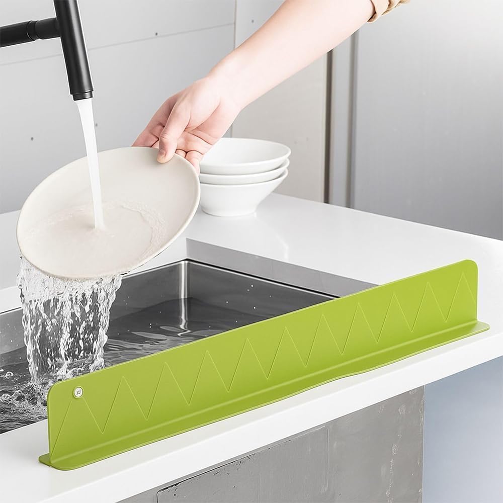silicone sink splash guard 48cm – anti-splash water barrier strip with strong suction cups, flexible waterproof countertop protector for kitchen sink & bathroom basin, heat-resistant silicone stopper @