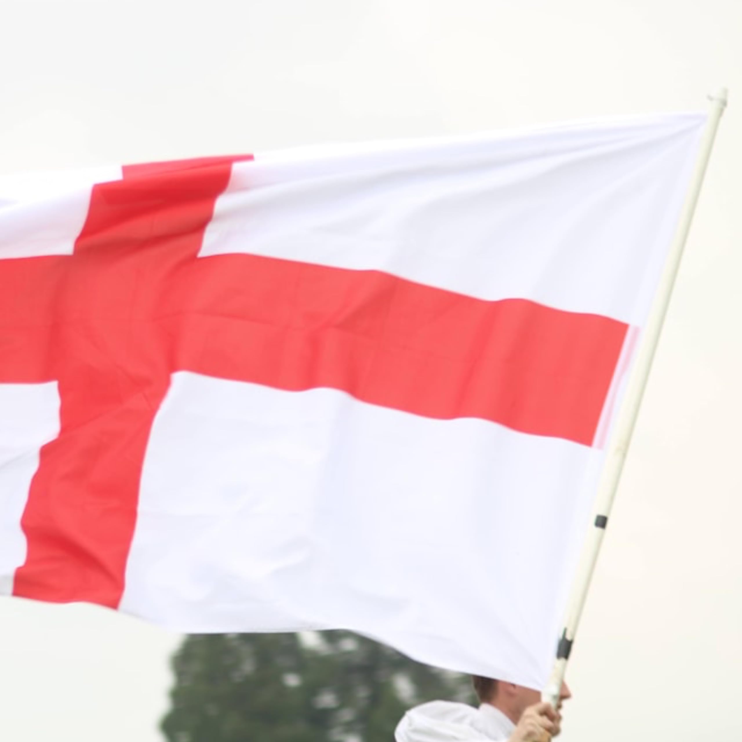England-Flagge, St. George‘s Cross – 2 Stück, Mit Messingösen, Für Partys & Sportevents!