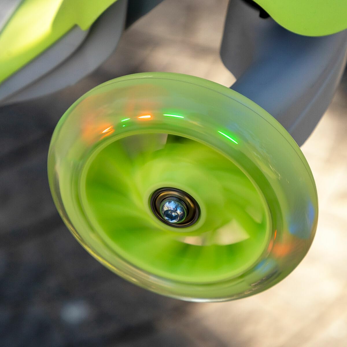 InnovaGoods® Patinete Scuvol Multiposición para Niños y Niñas 3 Años, Ajustable Con Asiento y Respaldo, 3 Ruedas LED (120mm), Cesta, Reposapiés, Mango y Freno