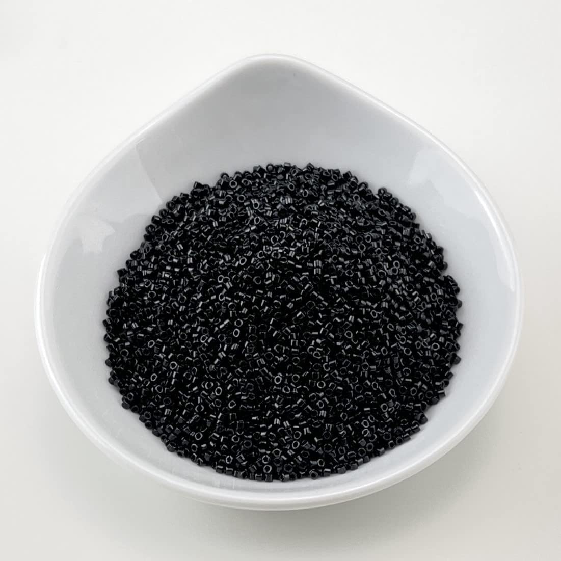 Miyuki Delica 11/0 Cylinder Seed Beads - Black - DB0010 5 Grams