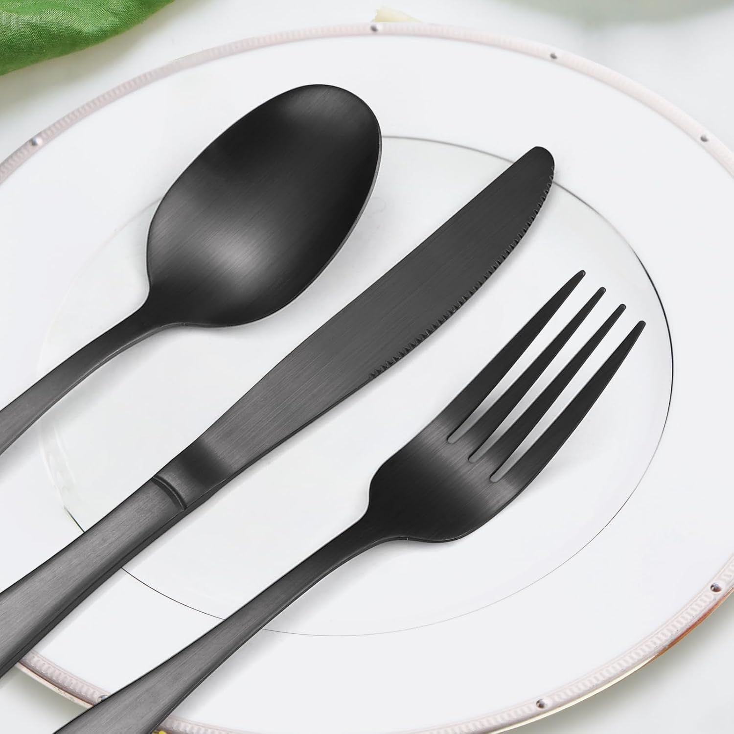 Black Matte Flatware With Square Handle Stainless Steel Cutlery Set for 6 Modern Silverware 30 pieces Knives Forks and Spoons for Home Kitchen Utensils