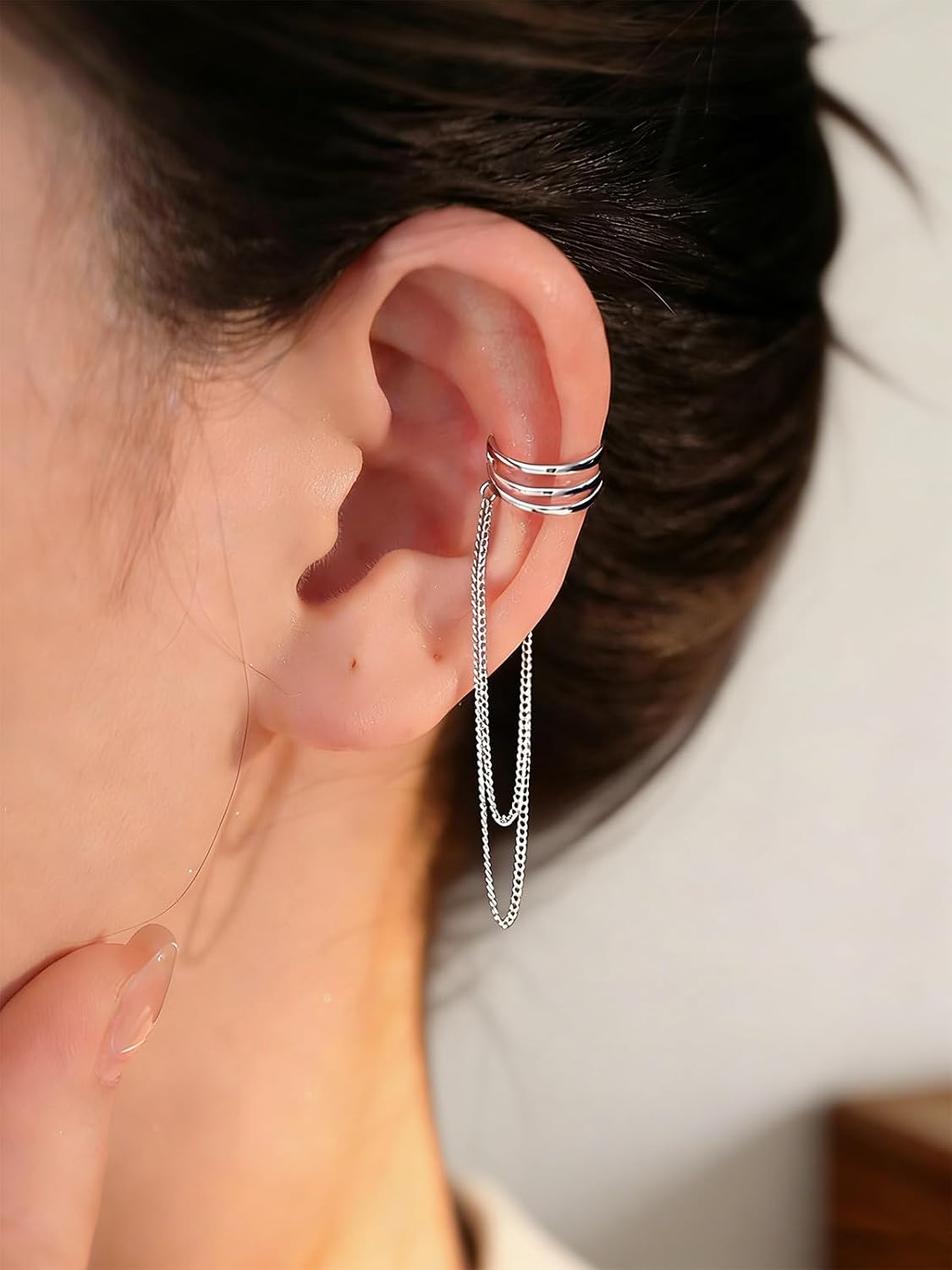 Silver Chain Ear Cuffs Earrings for Women Dainty Tassel Chain Hoop Earrings Layered Non Piercing Wrap Earring Y2K Drop Dangle Cuff Earring Clip on Cartilage Crystal Huggie Clip Hoops Gift for Her