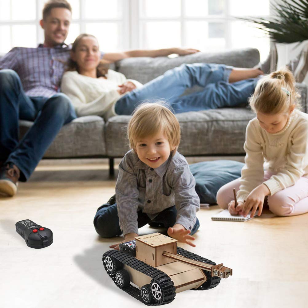 Carro armato telecomandato, giocattolo autocostruito in legno, carro armato RC, giocattolo educativo per bambini a partire da 8 9 10 11 12