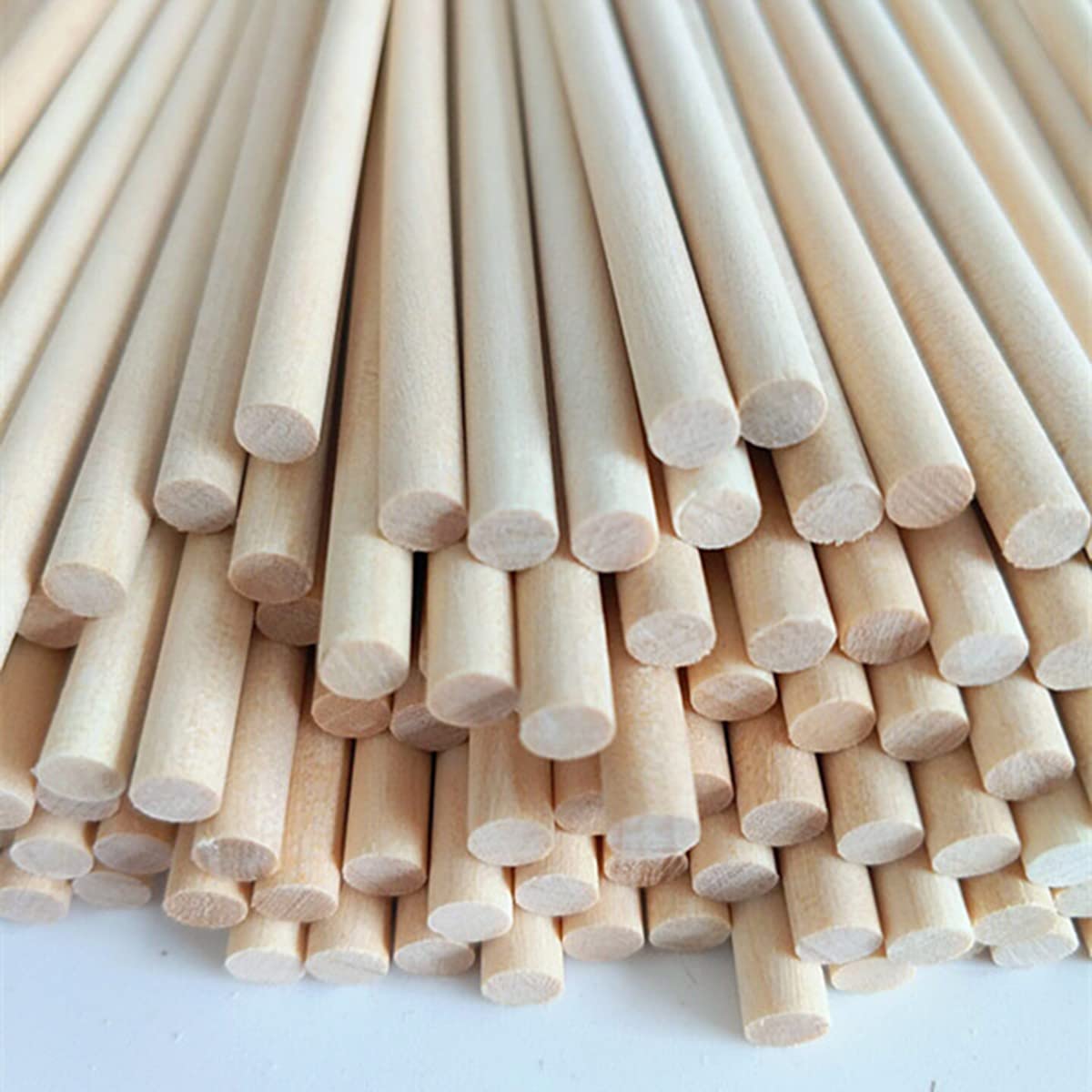 Drewniane patyki, drewniane kołki Drewniane kołki prętowe długość 250 mm nieobrobione drewniane okrągłe patyki drewniane patyki do rękodzieła artystycznego, średnica 5 mm 130 szt.