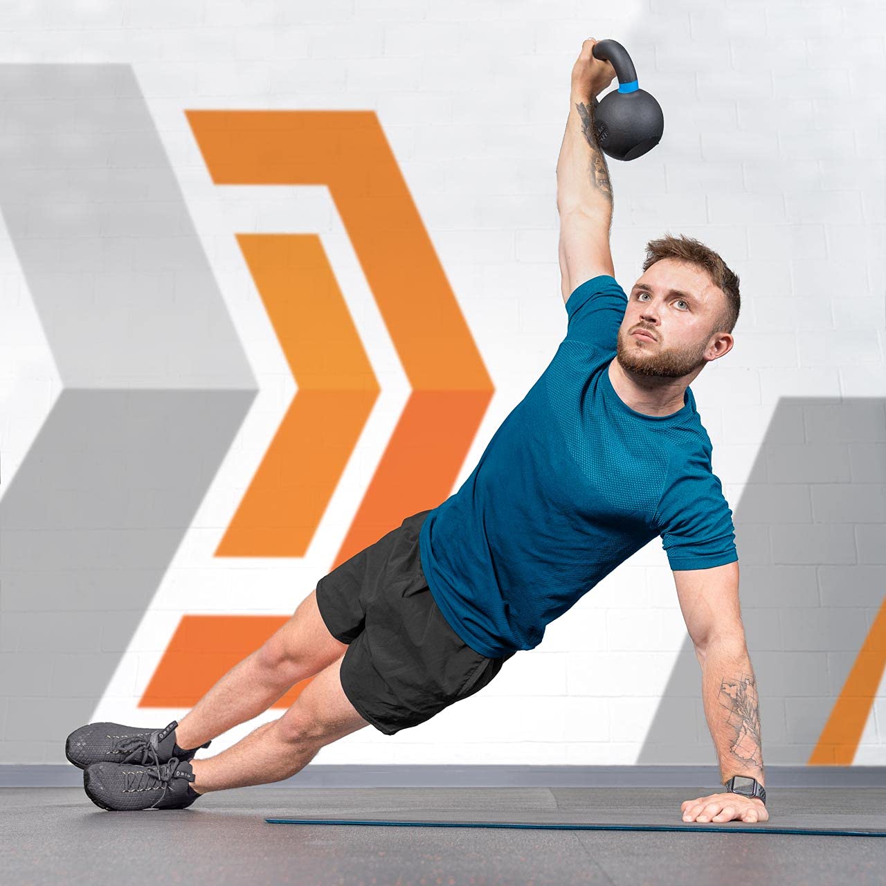 METIS Kettlebell In Ghisa - [4kg - 48 kg ] | Attrezzatura Per Palestre Professionali | Pesi In Ghisa di Alta Qualità