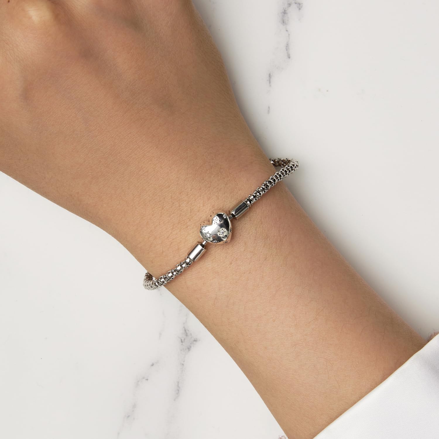 Pulsera con Dije de Cadena con Hebilla y Cierre de corazón Brillante Momentos de joyería de Plata esterlina 925