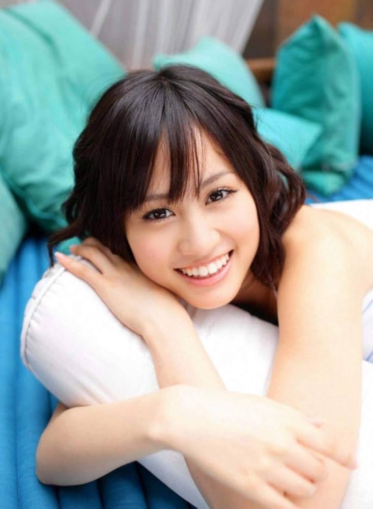 前田敦子 B.L.T. 生写真 6枚セット 前田敦子 B.L.T. 生写真 6枚セット m24167507743_1.jpg?1746953916