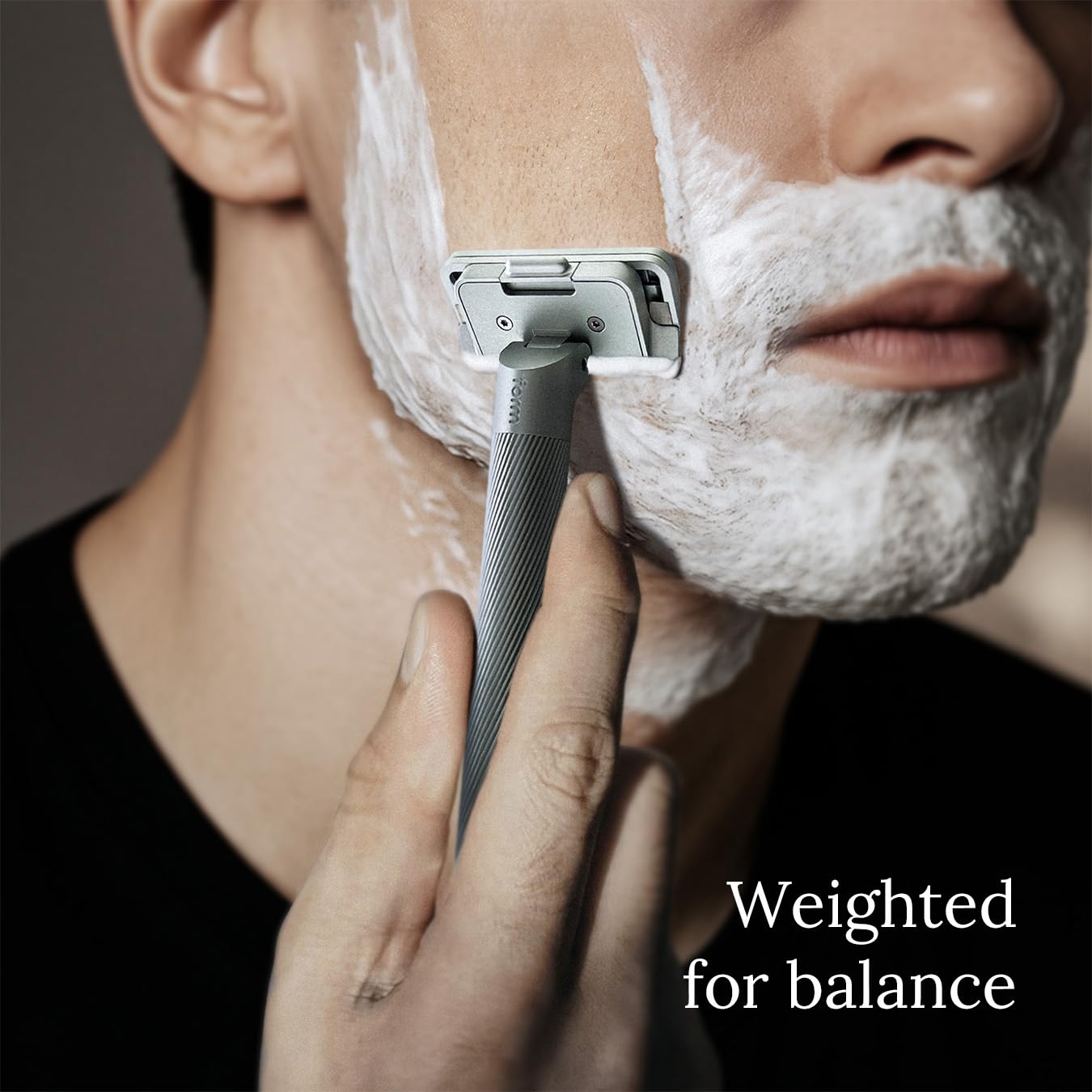 Form Razor | Aluminum Dual-Blade Safety Razor with 10 Single-Edge Blades | Eco-Friendly and Cost-Efficient Shaving Solution For Men and Women (Silver)