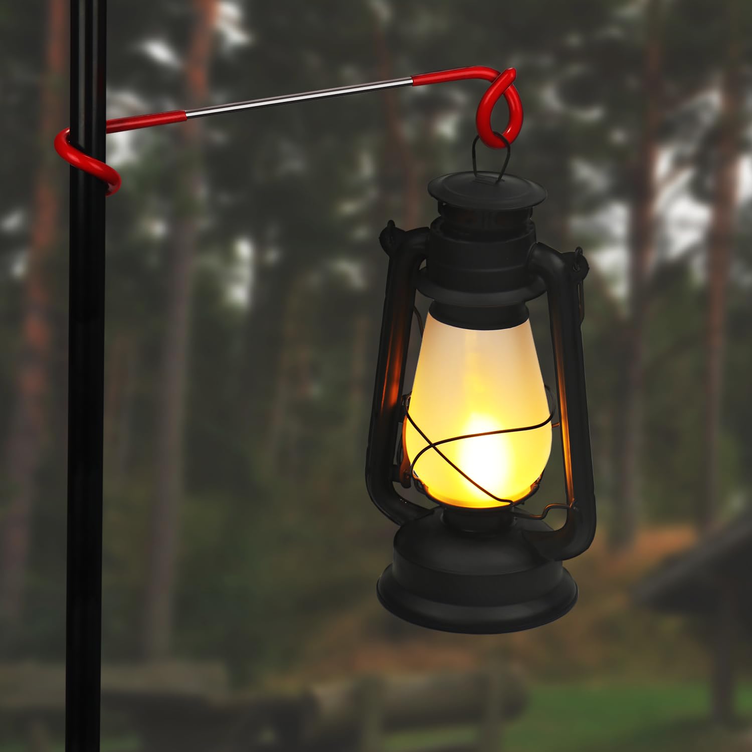 com-four® 2X Porta Lanterna per Campeggio e Giardino - Gancio per Lanterna - Gancio per Pali della Tenda - Sospensione per Lampada da Tenda - Gancio per Appendere (2 Pezzi - Colore Rosso + Argento)