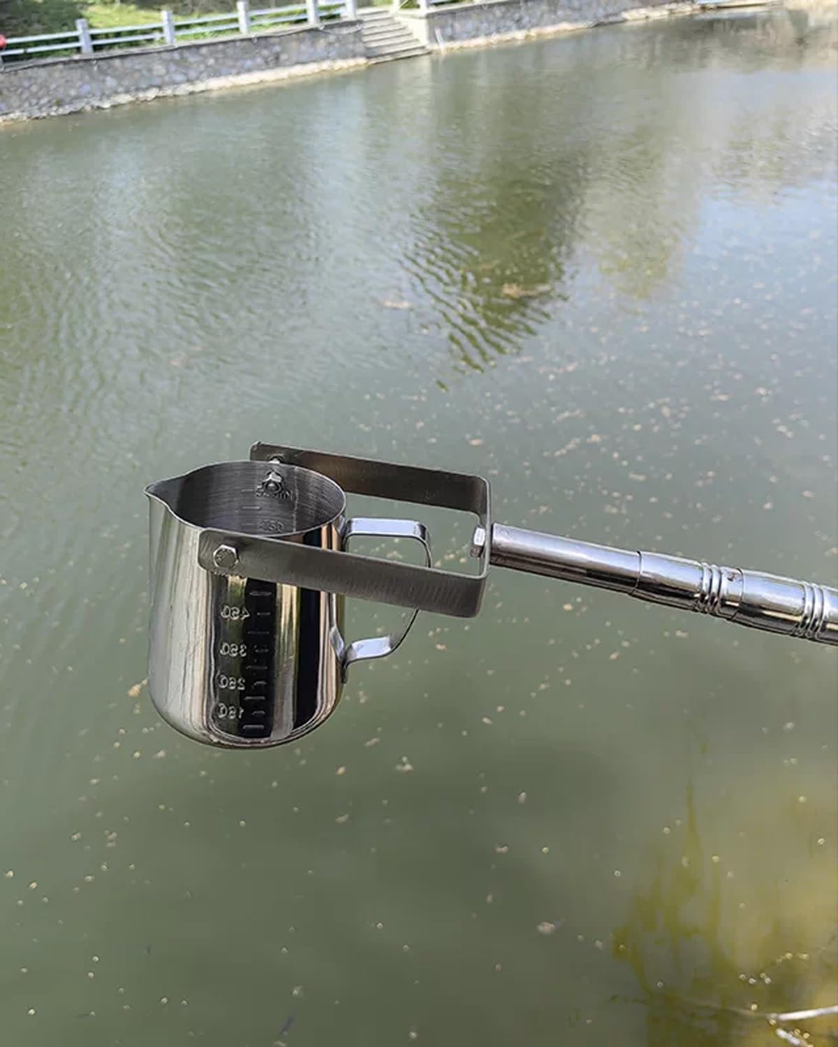 Probenehmer Wasserprobenentnahmebecher Aus Stahl für Flüsse und Meere, Teleskop-Wassertester-Set mit Probenbehälter, Pendel-Wasserschöpfkelle(Cap:500ML,1.49-7m(4.9-23.0ft))