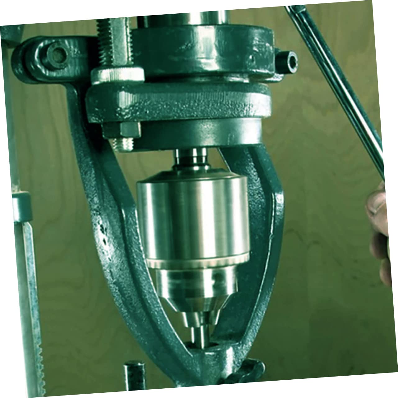 Convertidor de Embutir para Taladro de Banco Casquillo 65-60 de Hierro | Accesorio de Conversión de Espiga Cuadrada, Modelo Reductor 65-60, Instalación Sencilla, Resistente a Deformación