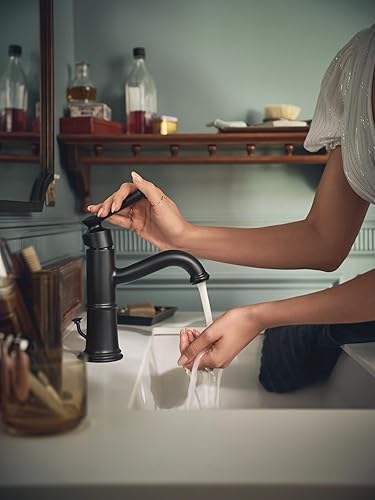 Miniatura 8 de Moen Belfield 6402BL - Grifo de lavabo de baño con una manija color negro mate con montaje de drenaje y placa opcional, 6402BL