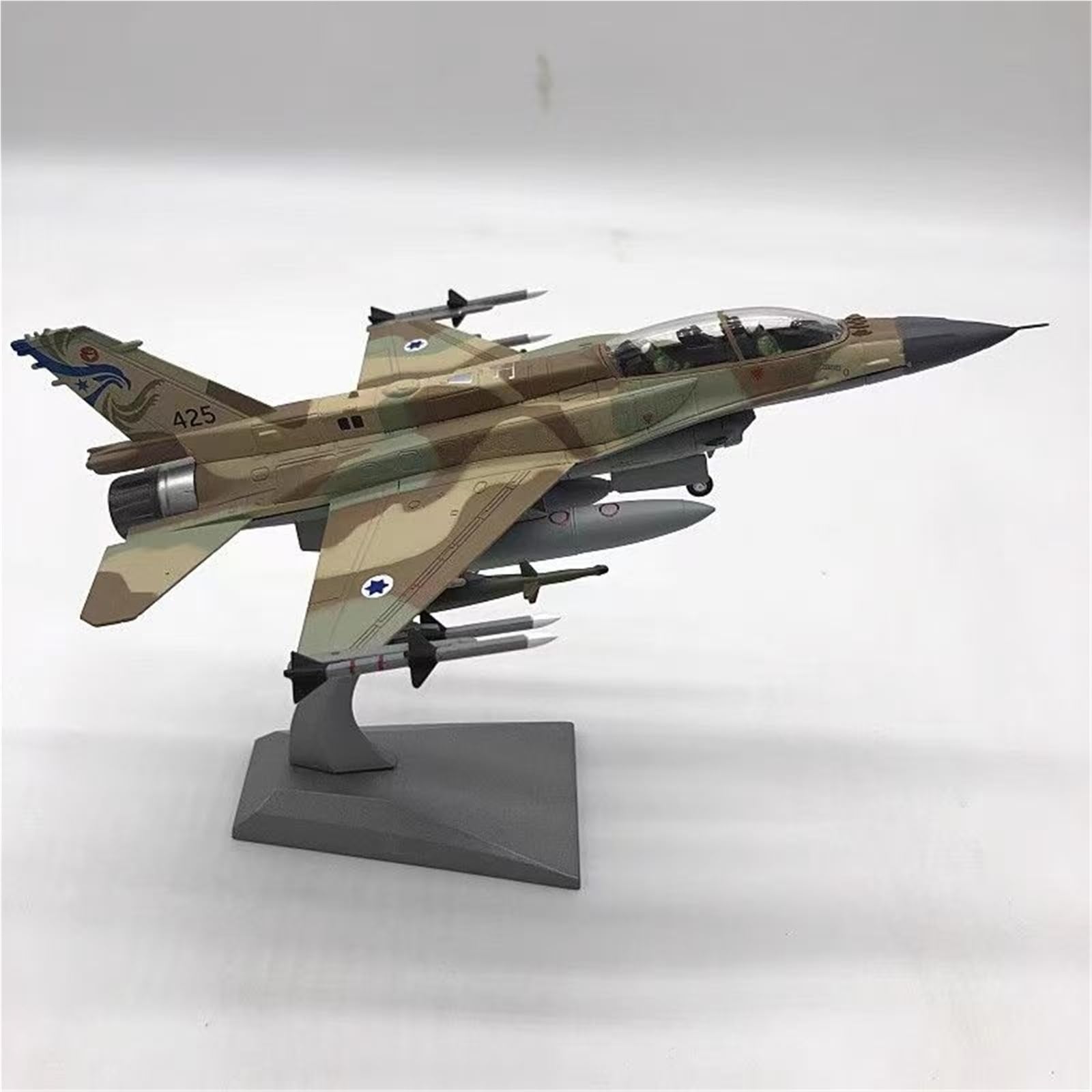 aerei a reazione Modello pressofuso dell'F-16I Storm Fighter israeliano in scala 1:72 regali per piloti
