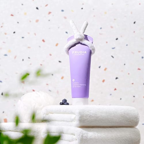 Miniatura 7 de WELCOS FRUDIA Blueberry Gel limpiador hidratante a espuma  Limpiador facial hidratante para hombres y mujeres  Lavado facial para piel seca, piel