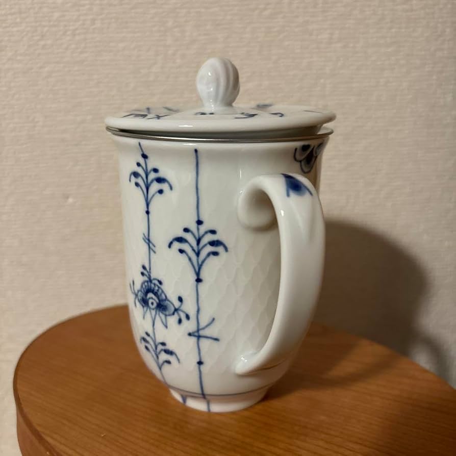 ロイヤルコペンハーゲン　ビンテージチーズ入れ！ 蓋陶器は美品！ ロイヤルコペンハーゲン ビンテージチーズ入れ！ 蓋陶器は美品