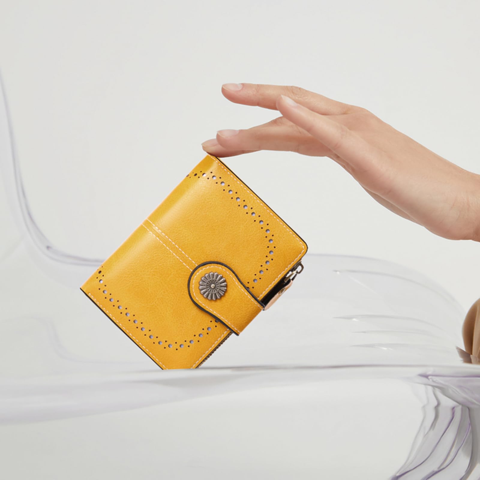 Small Wallet for Women Bifold Credit Card Holder RFID Blocking with Zipper Pocket