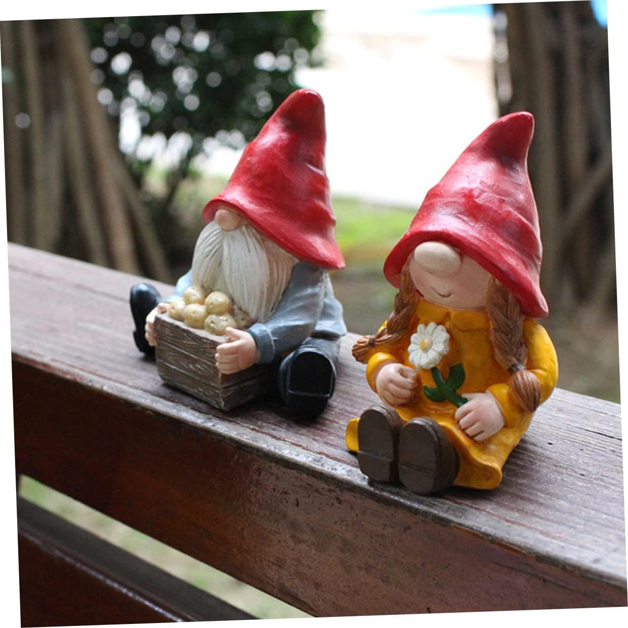 Abaodam 2pcs Garden Gnome Figurines Couple Ornaments for Outdoor Decor for Garden Lawn Patio and Holiday Gifting