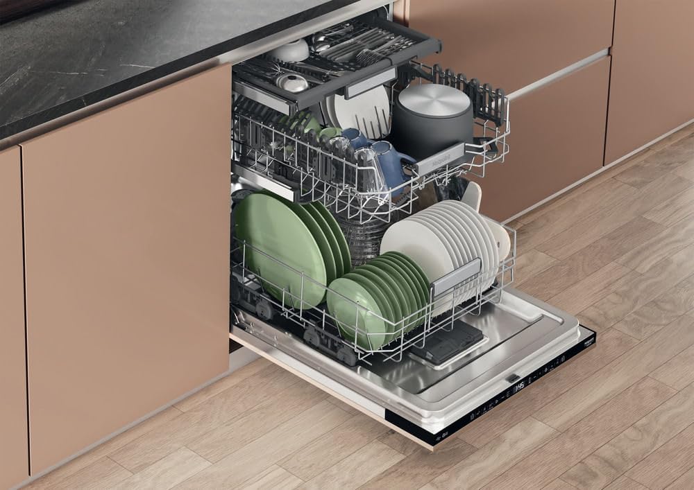 Hotpoint H7I HT59 L Lave-vaisselle Encastrable 60 cm 15 Couverts Départ Différé 24h Panier Supérieur Réglable 39 dB Classe Énergétique B Noir