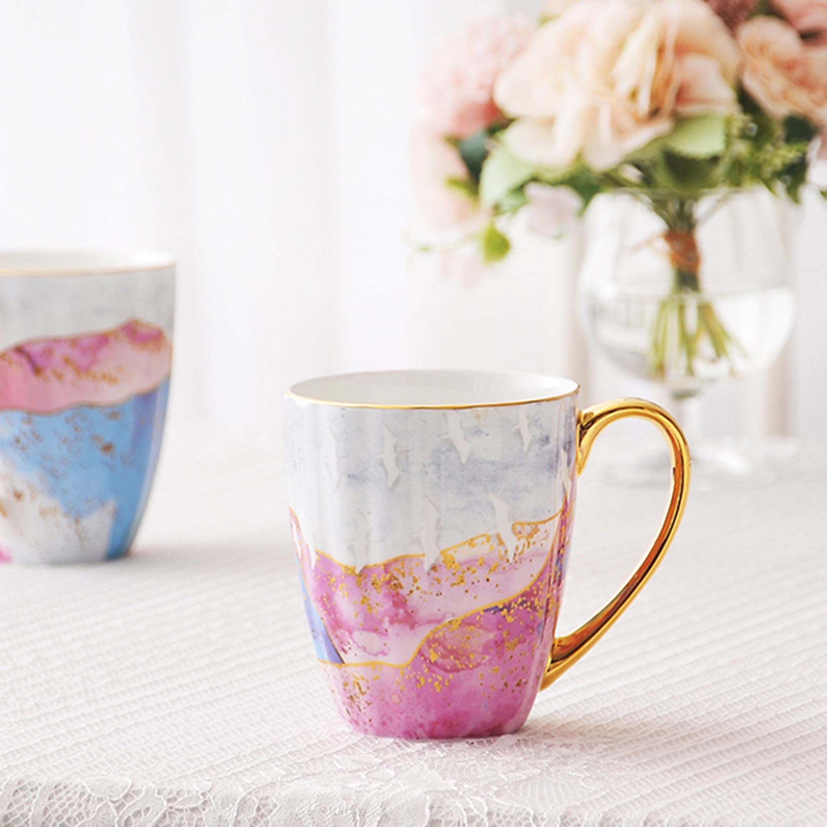 Ceramiczny kubek do kawy ， 13,5-uncjowy kubek do kawy z porcelany kostnej, ręcznie robiony duży kubek do herbaty do biura i domu, duży złoty uchwyt, łatwy do trzymania, stylowa faktura szkliwa(Rosso)