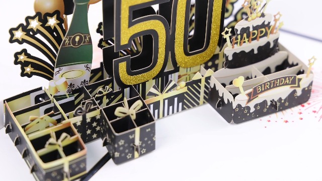 Biglietto Di Auguri 3D Pop-up 18° Compleanno Per Ragazza | Cartolina Con Busta E Adesivi | Design Tridimensionale Nodo Oro | Regalo Originale Per Donna