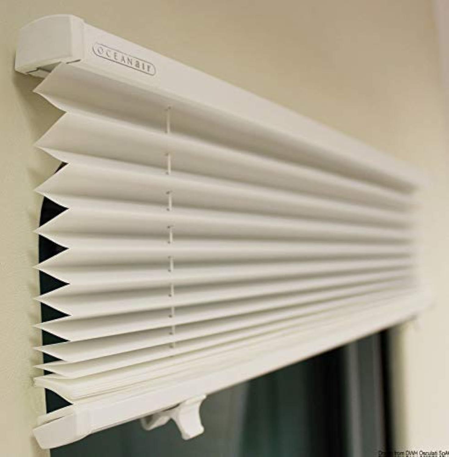 OceanairMarine SKYSOL Motion Blind