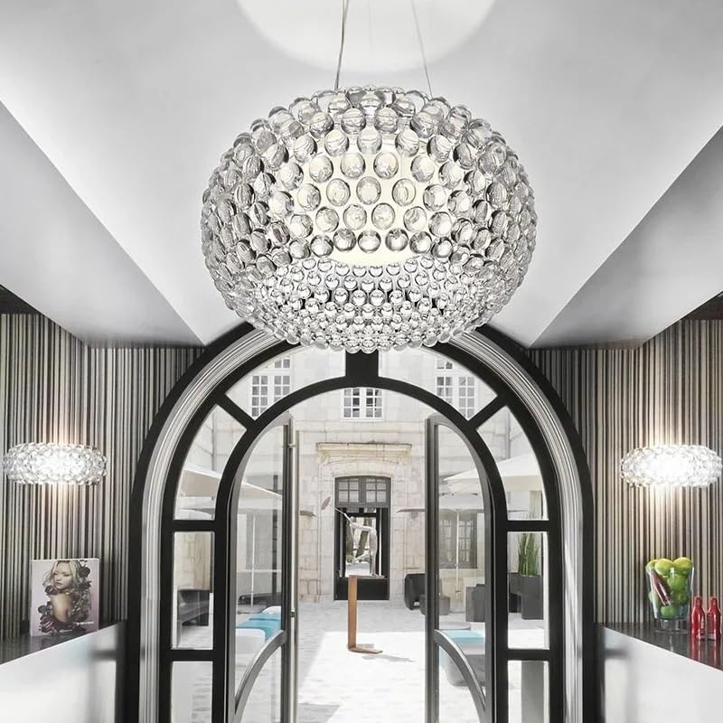 Lampe suspendue en cristal pour illuminer un salon sombre efficacement