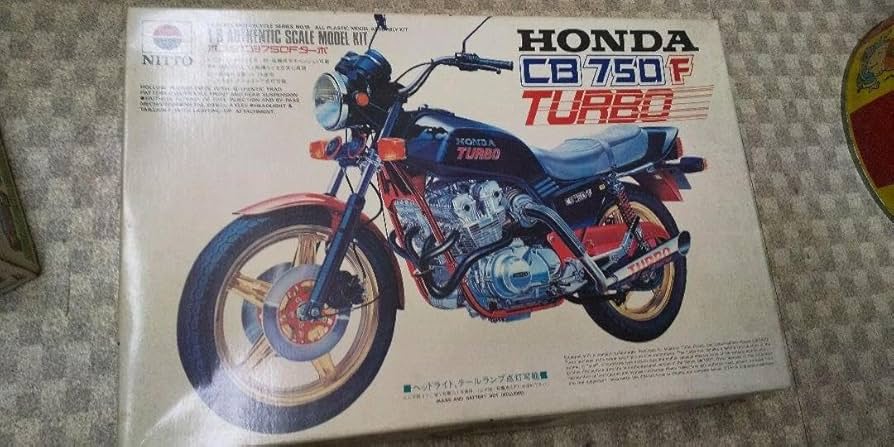 HONDA CB750F TURBO 1/8スケール NITTO製
