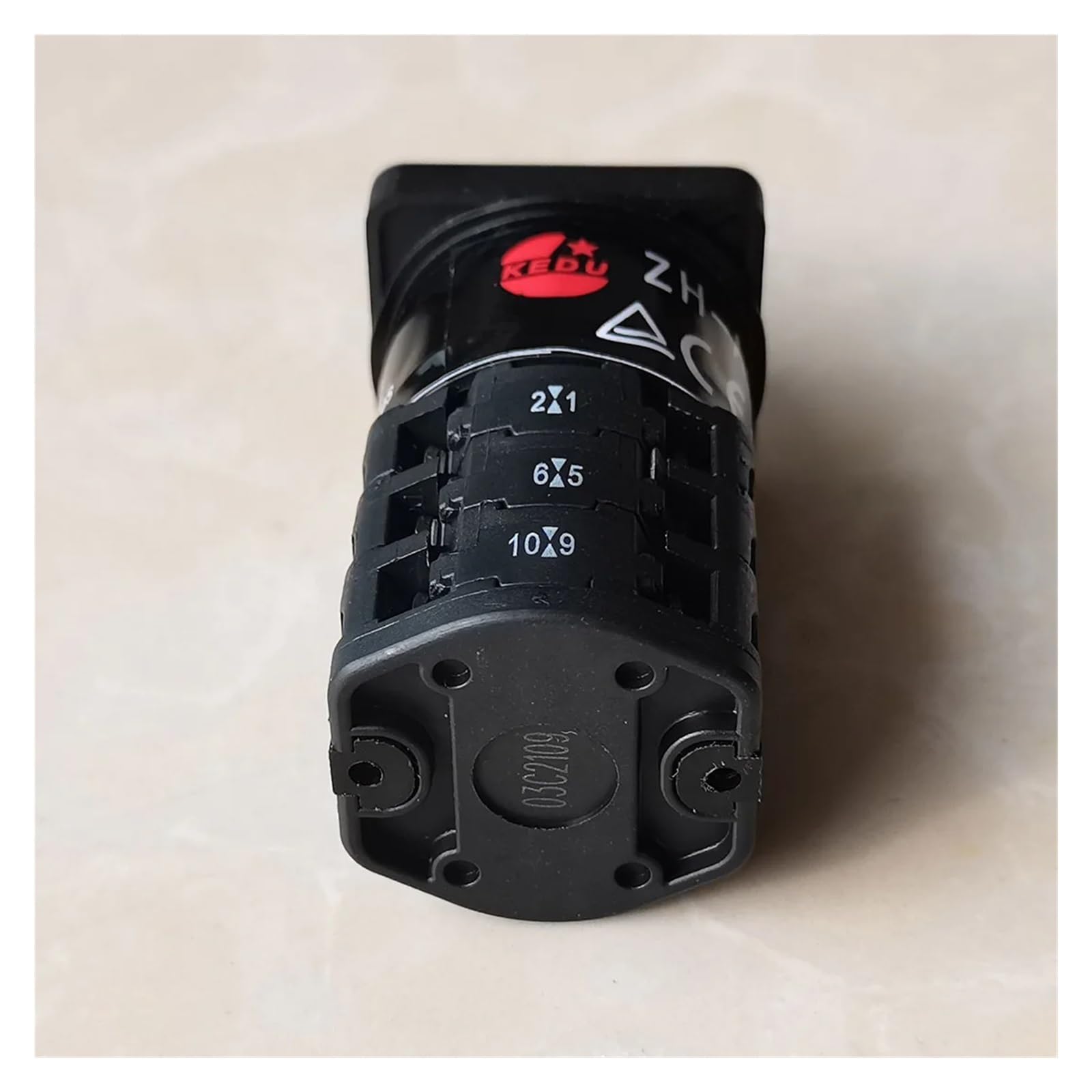 トモ20口 Amazon.co.jp: ZH-A ロータリーカムスイッチ、切替スイッチ、18A