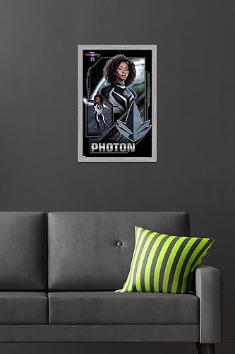 Miniatura 82 de Trends International Marvel The Marvels - Póster de pared con fotón, 22.37 x 34.00 pulgadas, versión enmarcada en blanco Versión enmarcada