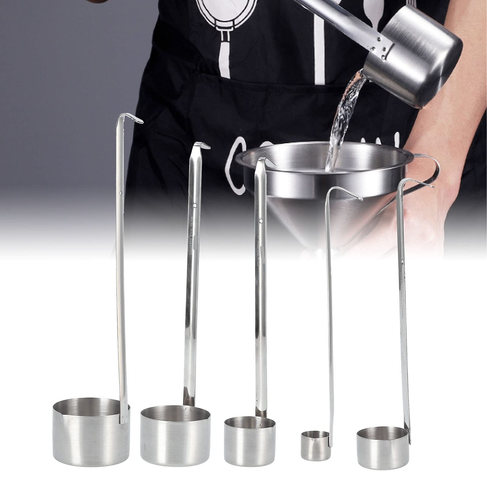 Mestolo per vino, mestolo per vino in acciaio inox, mestolo per birra a manico lungo, cucchiaio a fondo piatto con gancio, cucchiaio per contenitore di vino per il ristorante di casa (500ML