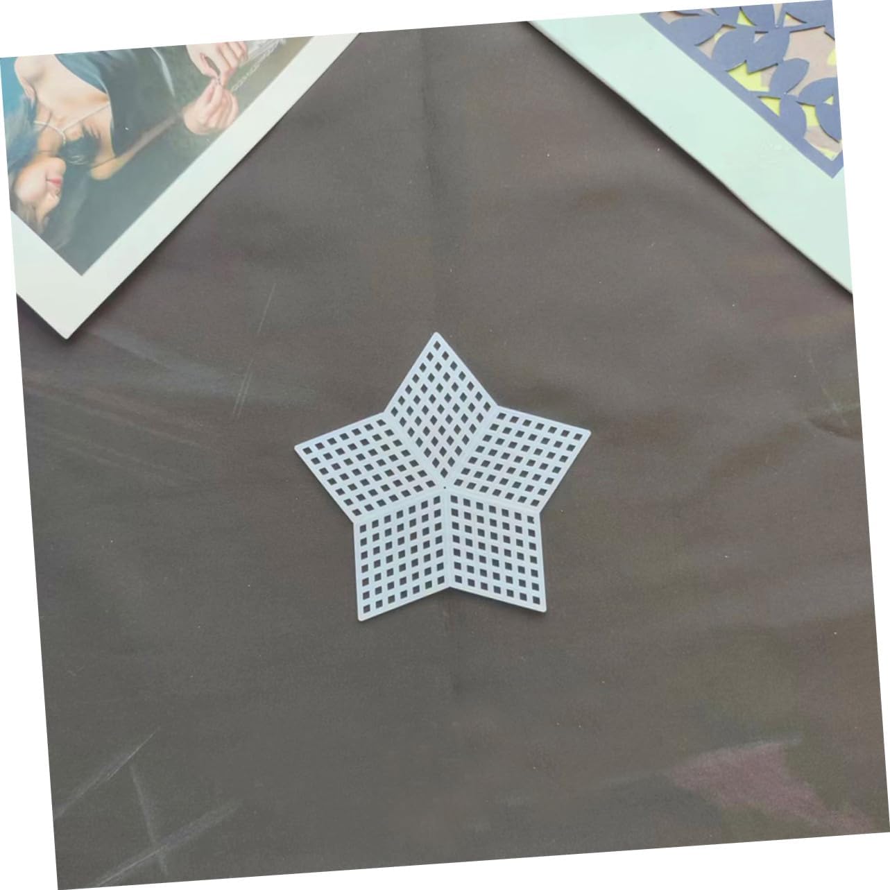 CORHAD 10pcs Plastic Mesh Canvas for DIY Embroidery and Crafting Sturdy Multi-Purpose Plastic Netting for Bag Making Cross Stitch and Crochet Projects