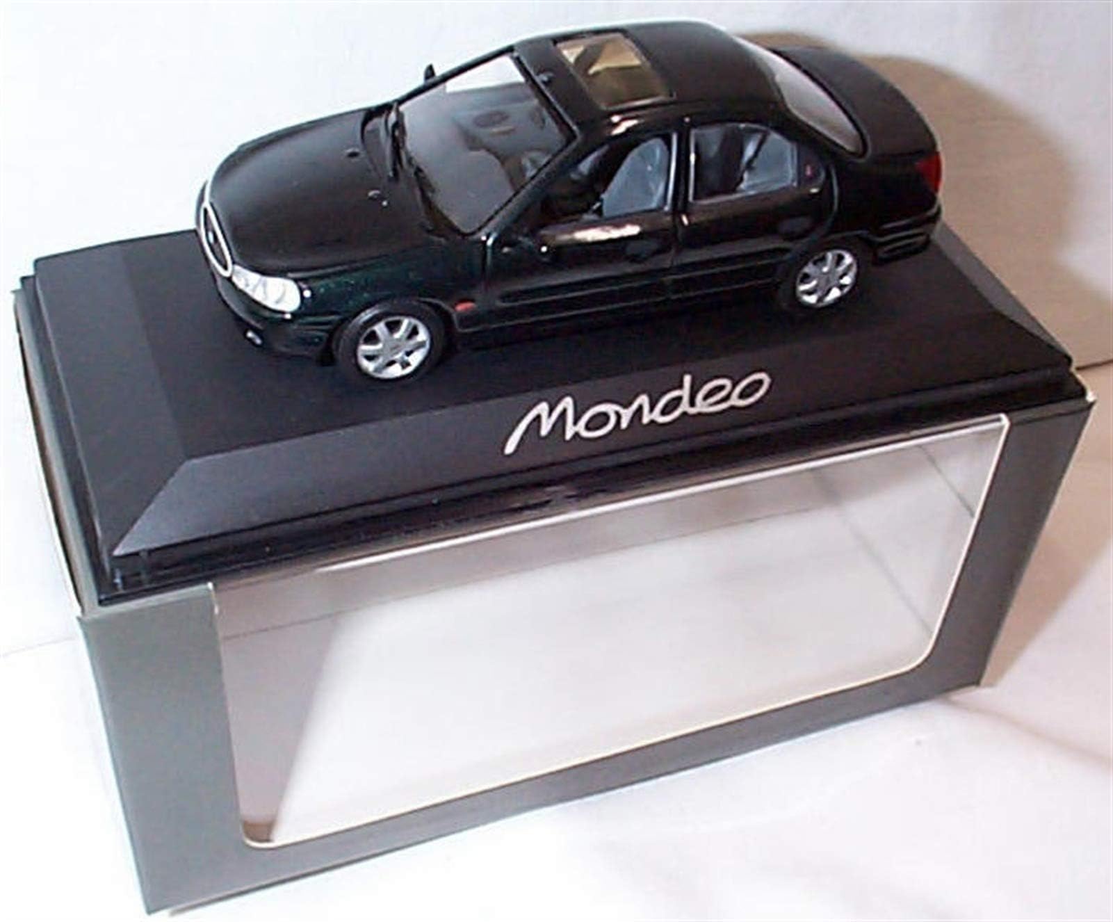 Minichamps ford dealer Ford Mondeo MK2 4Dr 1996 Dark Green car 1.43 scale diecast model