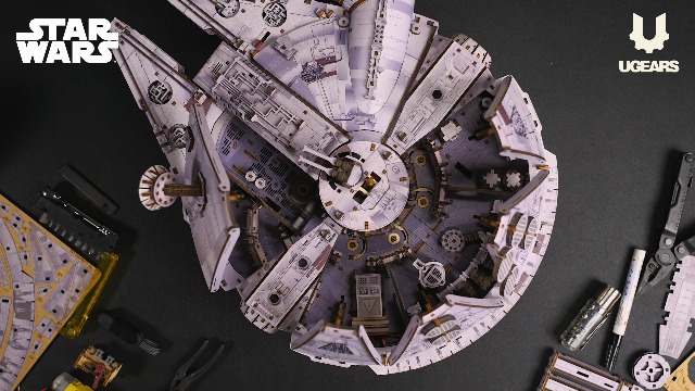 Amazon.com: UGEARS Star Wars ™ Millennium Falcon™ 3D Wooden