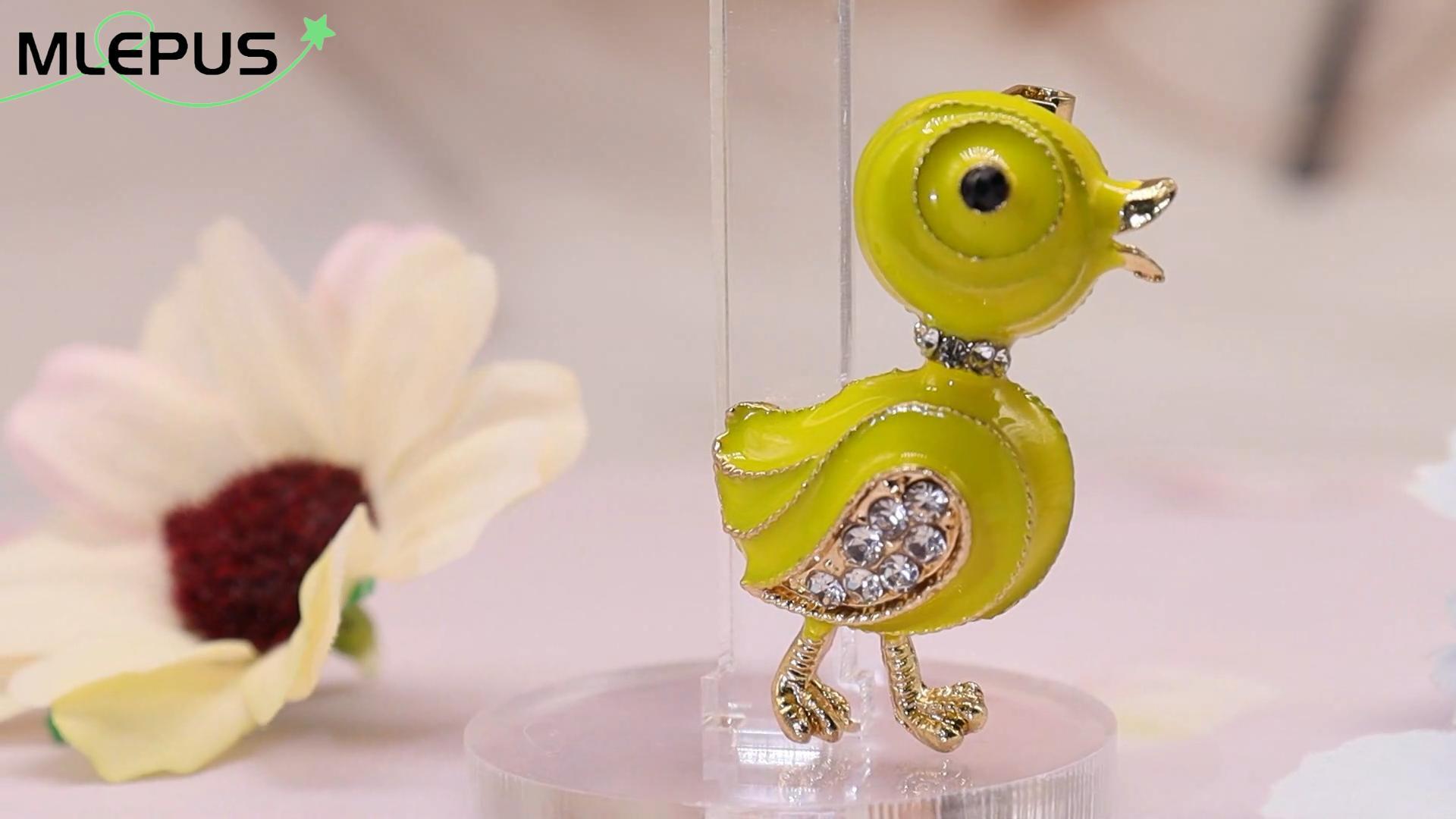PGYMLSH Duck Brooch - Crystal Rhinestone Animal Brooch For Women, Gold Vintage Style Pin For Jackets, Hats & Bags - View #10