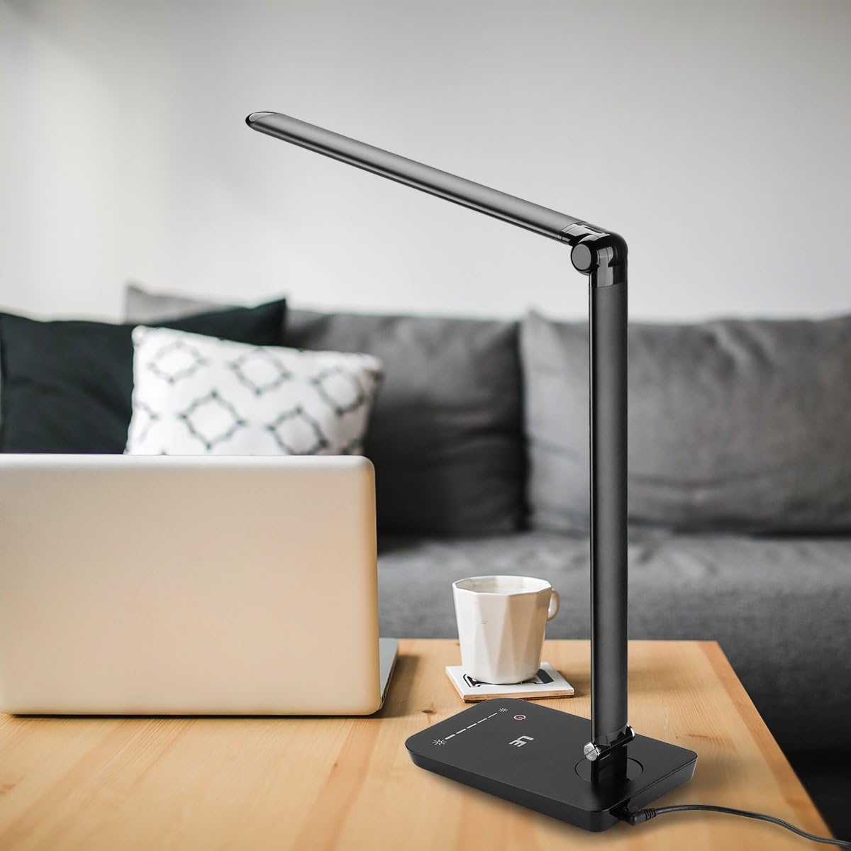 LE Dimmable LED Desk Lamp, 7-Level Brightness Adjustable, Soft Touch Dimmer, Daylight White, Eye Care Natural Light, High Intensity Office Task Lamp for Reading, Study, Computer Work and More (Black) - - 