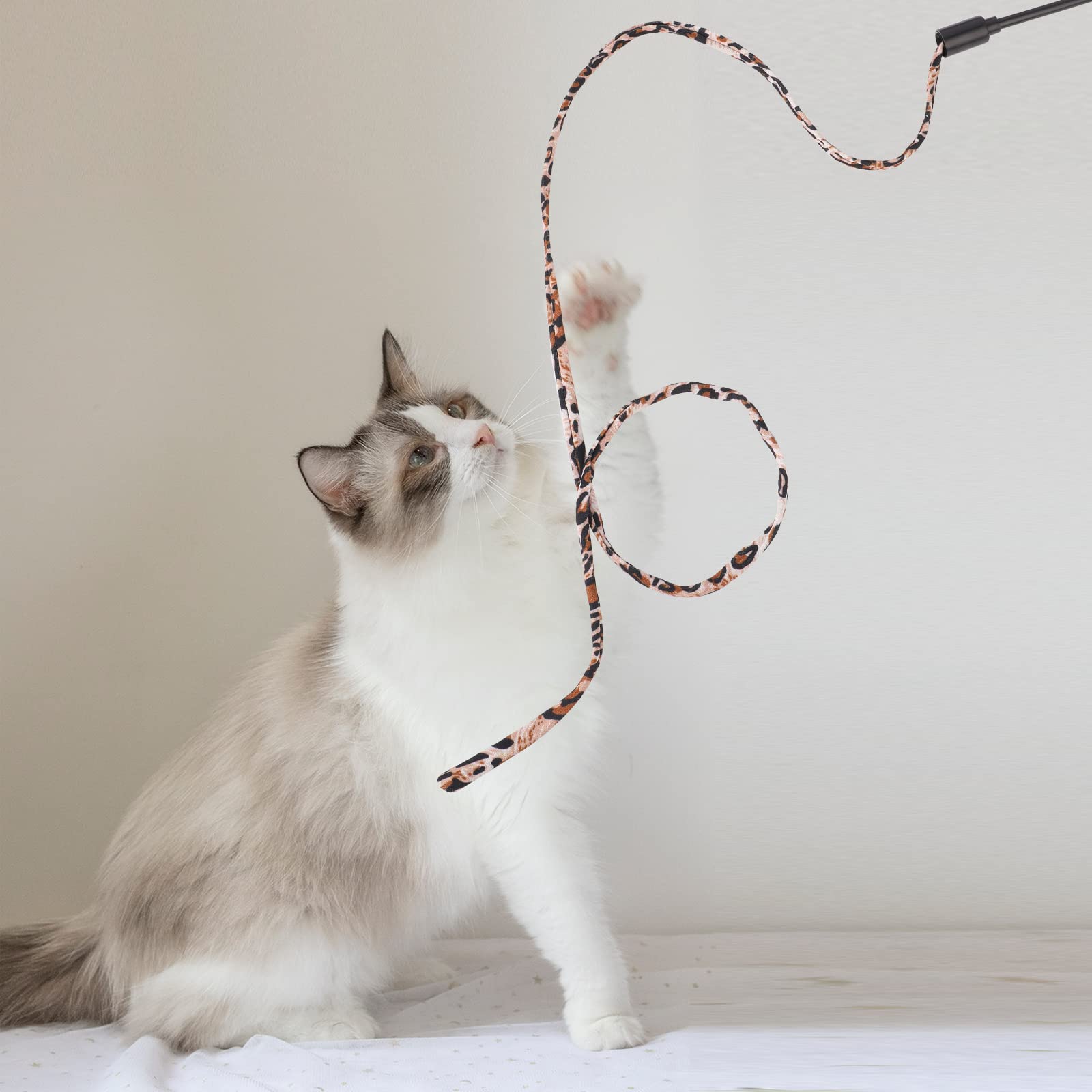 Katzenspielzeug Mit Leopardenmuster & Glöckchen – Interaktives Spielzeug Für Katzen & Hunde (132 Cm)