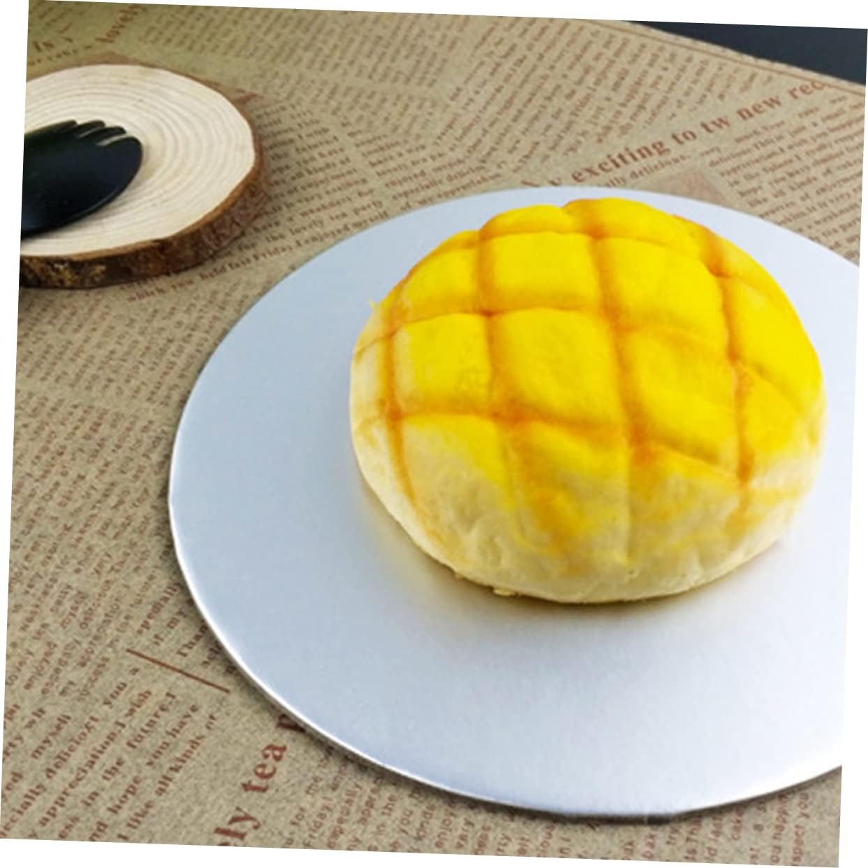8Pcs Round Cake Boards Tray Premium Paper Dessert Bases in Reusable Cake Circles for Wedding Birthday Mousse Serving and DIY Decoration