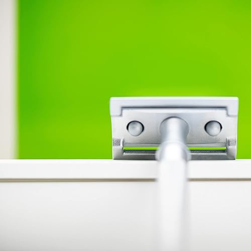 Miniatura 8 de MERKUR Safety Razor 22C Matte Chrome Satin Finish Three-Piece Razor with Straight Cut Closed Comb Ideal for Wet Shaving Die-Cast Zinc Brass Handle