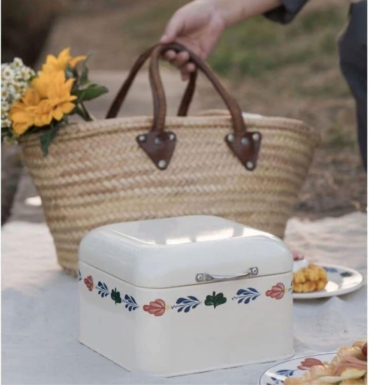 Pojemnik Do Przechowywania Metalowy Pojemnik Na Chleb Uchwyt Z Klapką Prosty Wzorem Pogrubiony Wystrój Do Przechowywania Do Blatu Kuchennego(30 * 18 * 15.5cm)