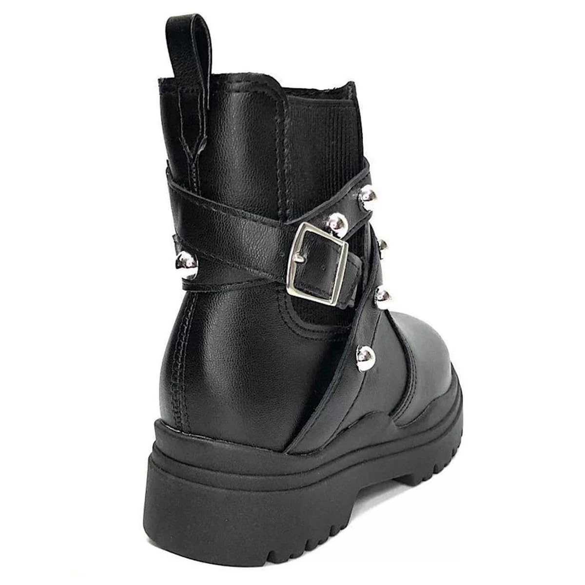 Bota Cano Curto Infantil Menina Molekinha 2179.202 Preto em promoção! Veja a oferta e mais achadinhos de Botas & Galochas Infantis 5 Hoje é o melhor dia para comprar Bota Cano Curto Infantil Menina Molekinha 2179.202 Preto com aquele preço maroto! Promoção! Aproveite a oferta! 5