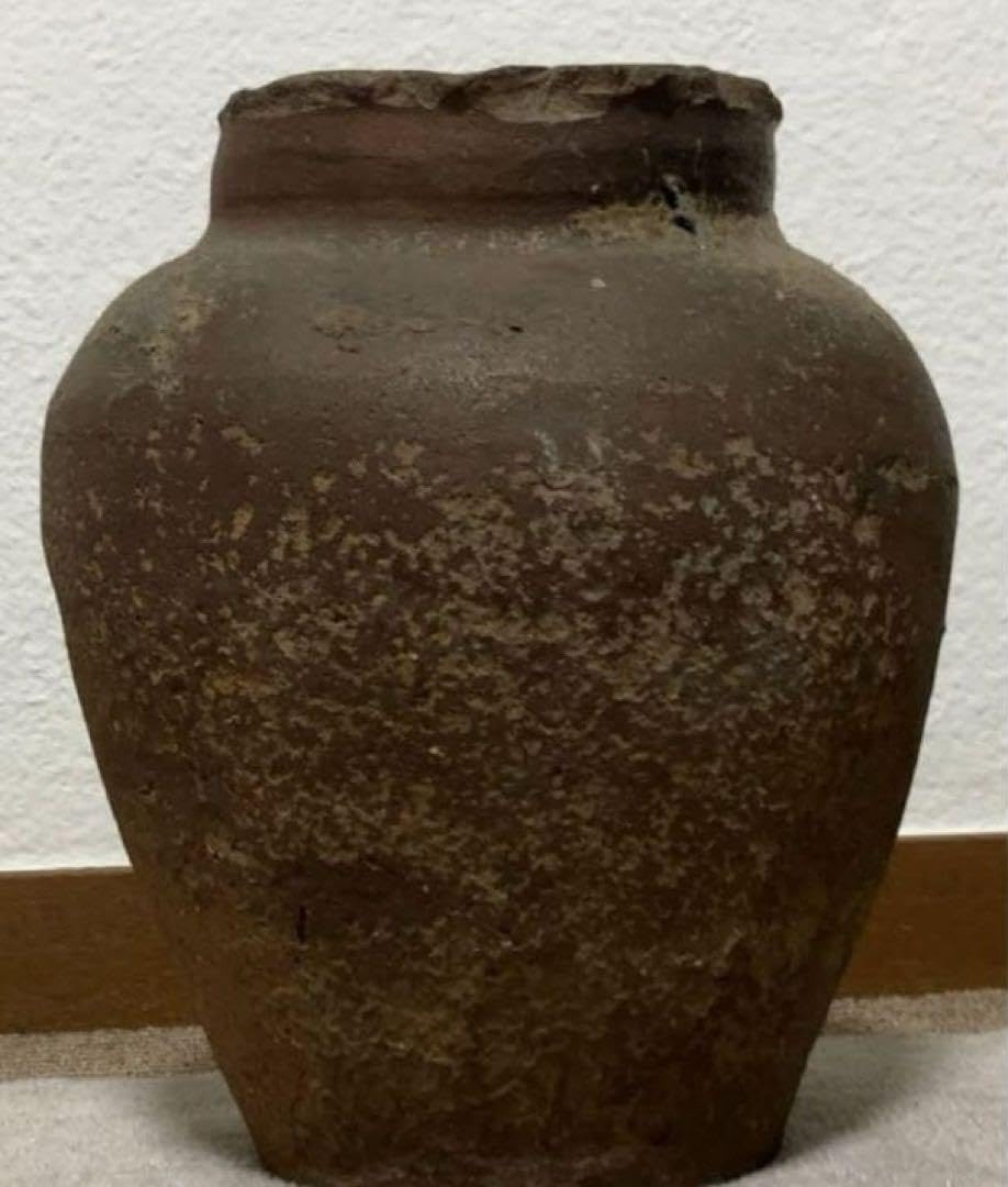 古備前壺　うずくまる 22/12/29 古備前壺 うずくまる 22/12/29 古備前壺 うずくまる 22/12/29