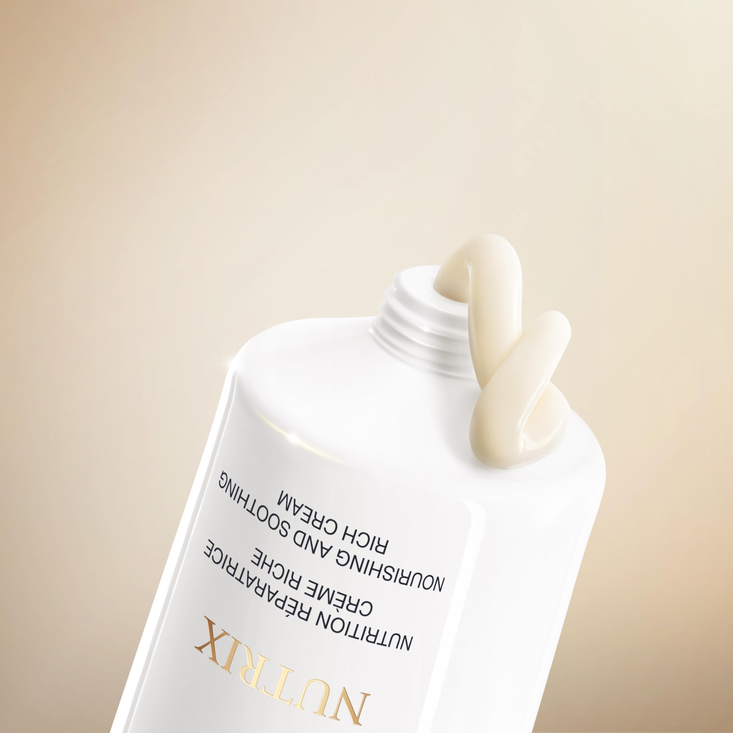 Nutrix Crème 125 Ml, articolo pensato per l’uso quotidiano, pensato per un utilizzo ripetuto nel tempo, flacone da 125 ml studiato per inserirsi con naturalezza nello stile di vita quotidiano ideale p